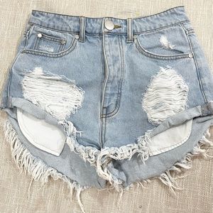 Vestique Destroyed High Rise Cut Off Denim Shorts Size S